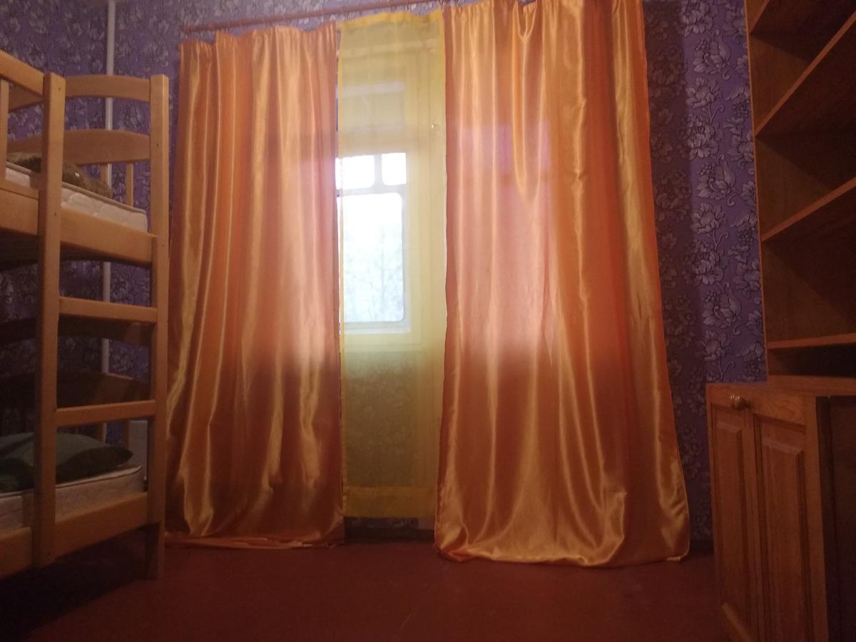 Yourhostel Khar'Kovskii Kyiv Exterior photo